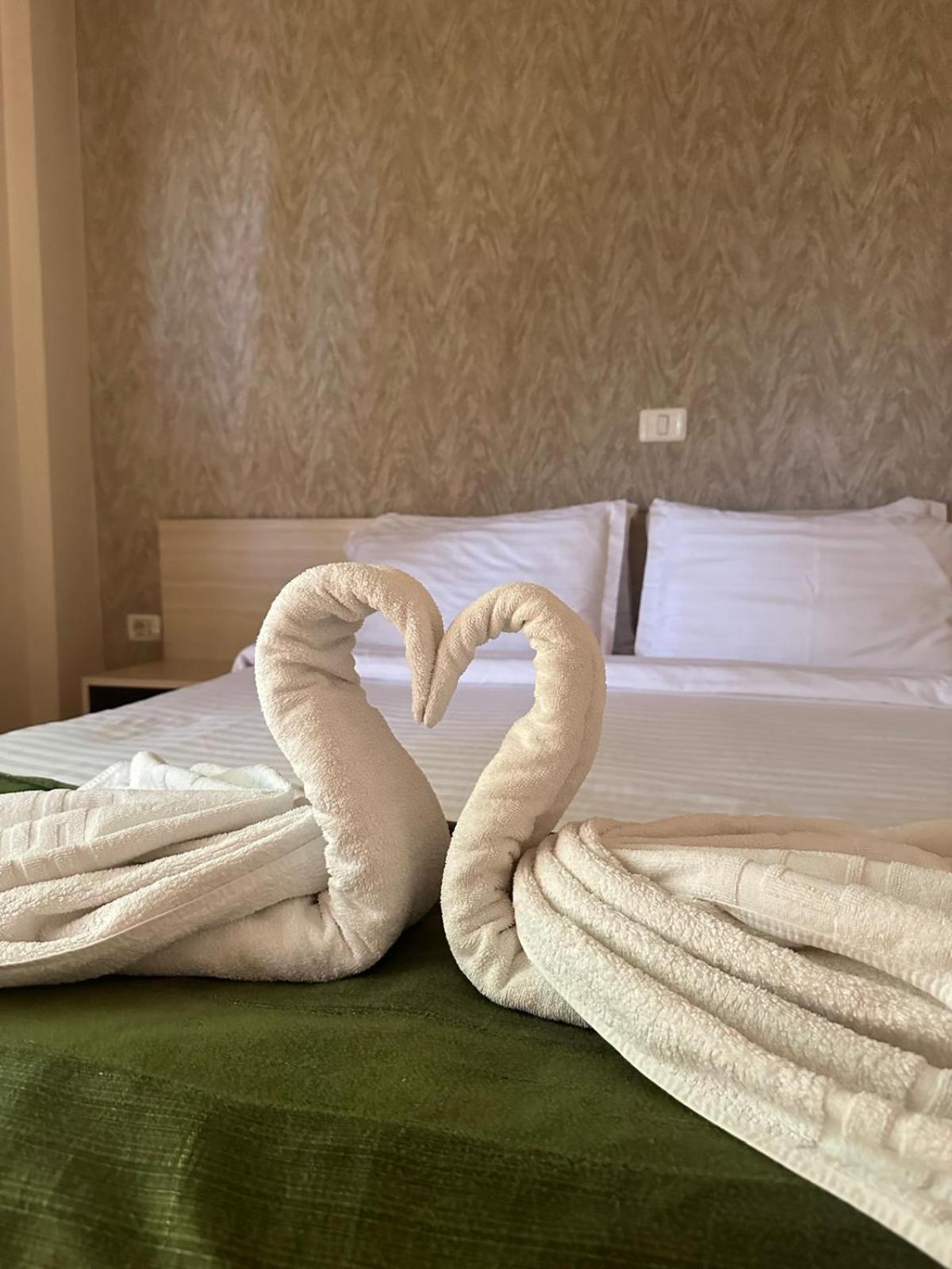 Hotel Davos Deva Luaran gambar